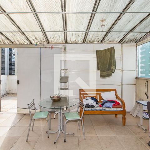Apartamento à venda com 238m², 5 quartos e 3 vagasVaranda