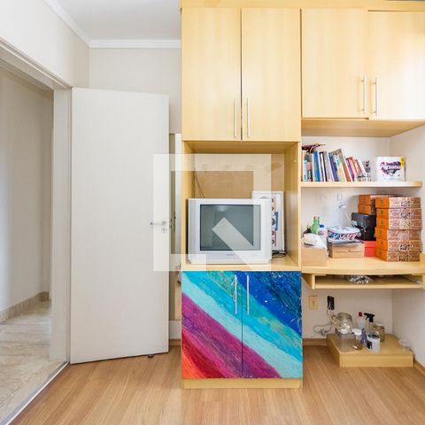 Apartamento à venda com 238m², 5 quartos e 3 vagasQuarto 4