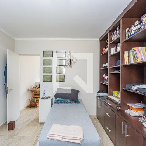 Apartamento à venda com 238m², 5 quartos e 3 vagasSuíte 2