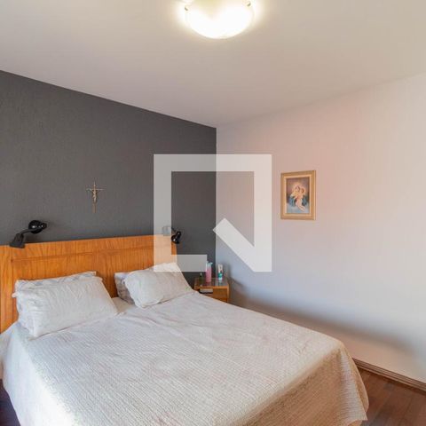 Casa à venda com 385m², 5 quartos e 6 vagas Casa à venda com 385m², 5 quartos e 6 vagasSuíte