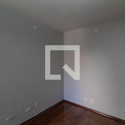 Casa à venda com 385m², 5 quartos e 6 vagas Casa à venda com 385m², 5 quartos e 6 vagasSala 4