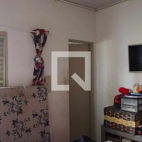 Casa à venda com 400m², 2 quartos e 10 vagasQuarto 2 - Suíte