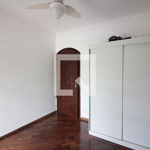 Casa à venda com 344m², 4 quartos e 6 vagasQuarto 2