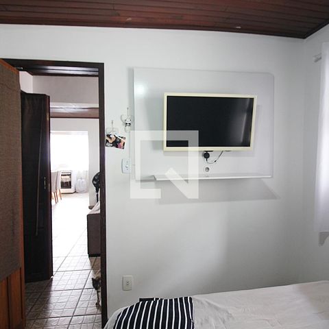 Casa à venda com 344m², 4 quartos e 6 vagasQuarto 1 Edícula  