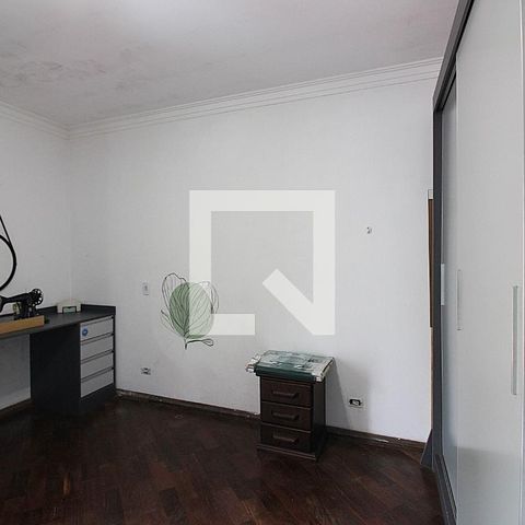 Casa à venda com 344m², 4 quartos e 6 vagasQuarto 3