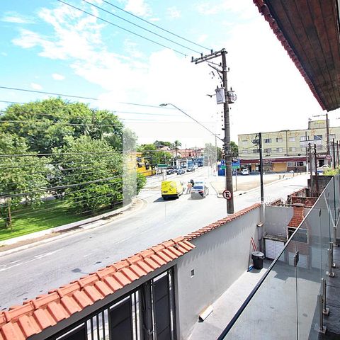 Casa à venda com 344m², 4 quartos e 6 vagasQuarto 1 - Suíte Sacada 