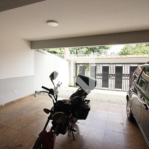 Casa à venda com 344m², 4 quartos e 6 vagasGaragem