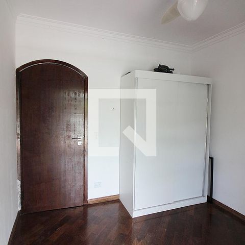Casa à venda com 344m², 4 quartos e 6 vagasQuarto 2