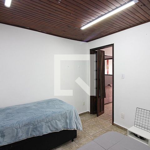 Casa à venda com 344m², 4 quartos e 6 vagasQuarto 2 Edícula  