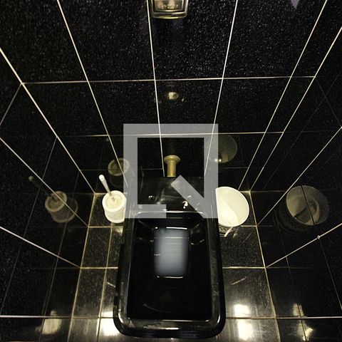 Casa à venda com 344m², 4 quartos e 6 vagasLavabo