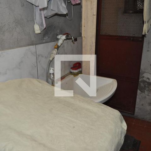 Casa à venda com 150m², 2 quartos e sem vagaÁrea de serviço 