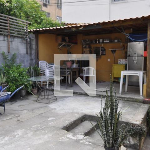 Casa à venda com 150m², 2 quartos e sem vagaÁrea externa 