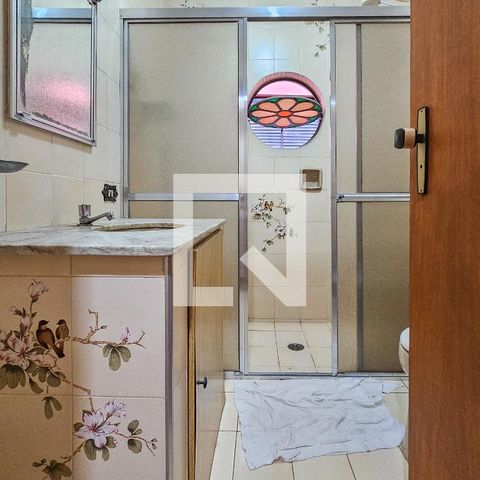 Casa para alugar com 450m², 5 quartos e 6 vagas Casa para alugar com 450m², 5 quartos e 6 vagasBanheiro da Suíte 4