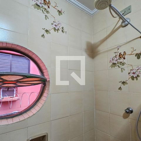Casa para alugar com 450m², 5 quartos e 6 vagas Casa para alugar com 450m², 5 quartos e 6 vagasBanheiro da Suíte 4