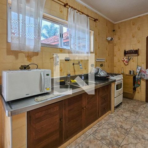 Casa para alugar com 450m², 5 quartos e 6 vagas Casa para alugar com 450m², 5 quartos e 6 vagasCozinha
