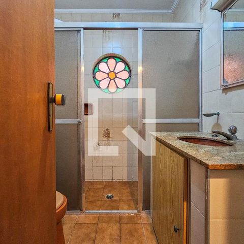 Casa para alugar com 450m², 5 quartos e 6 vagas Casa para alugar com 450m², 5 quartos e 6 vagasBanheiro da Suíte 2