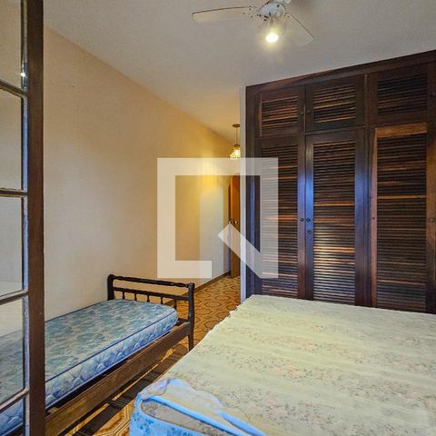 Casa para alugar com 450m², 5 quartos e 6 vagas Casa para alugar com 450m², 5 quartos e 6 vagasSuíte 2