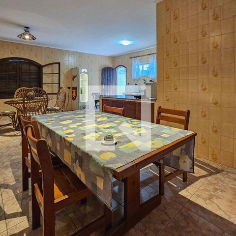 Casa para alugar com 450m², 5 quartos e 6 vagas Casa para alugar com 450m², 5 quartos e 6 vagasCozinha