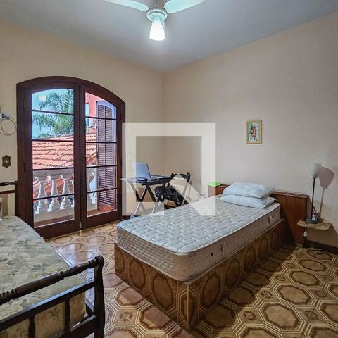 Casa para alugar com 450m², 5 quartos e 6 vagas Casa para alugar com 450m², 5 quartos e 6 vagasSuíte 4