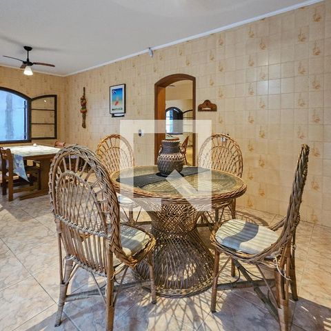 Casa para alugar com 450m², 5 quartos e 6 vagas Casa para alugar com 450m², 5 quartos e 6 vagasCozinha