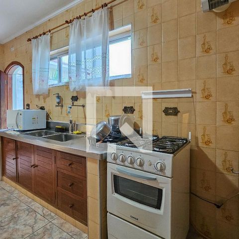 Casa para alugar com 450m², 5 quartos e 6 vagas Casa para alugar com 450m², 5 quartos e 6 vagasCozinha