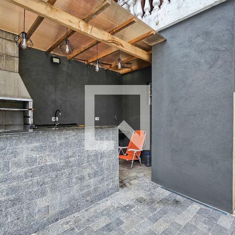 Casa para alugar com 450m², 5 quartos e 6 vagas Casa para alugar com 450m², 5 quartos e 6 vagasÁrea de Lazer