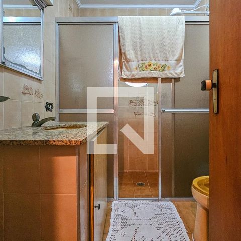 Casa para alugar com 450m², 5 quartos e 6 vagas Casa para alugar com 450m², 5 quartos e 6 vagasBanheiro da Suíte 1