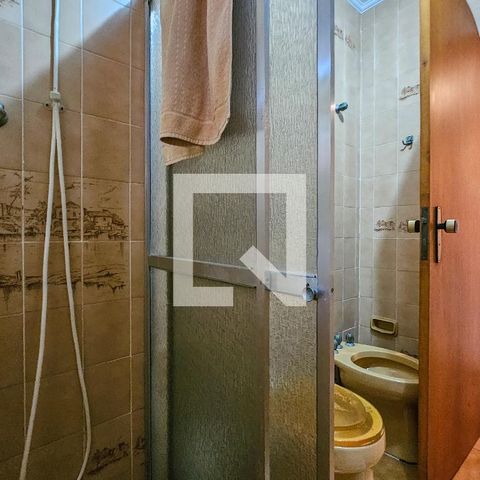 Casa para alugar com 450m², 5 quartos e 6 vagas Casa para alugar com 450m², 5 quartos e 6 vagasBanheiro da Suíte 1