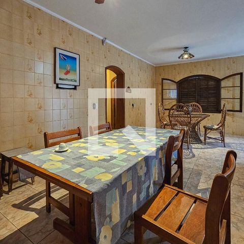 Casa para alugar com 450m², 5 quartos e 6 vagas Casa para alugar com 450m², 5 quartos e 6 vagasCozinha