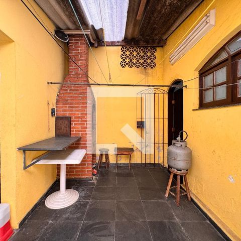 Casa à venda com 203m², 3 quartos e 2 vagasÁrea de Serviço