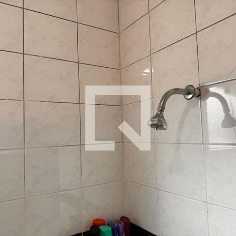 Casa à venda com 203m², 3 quartos e 2 vagasBanheiro 2