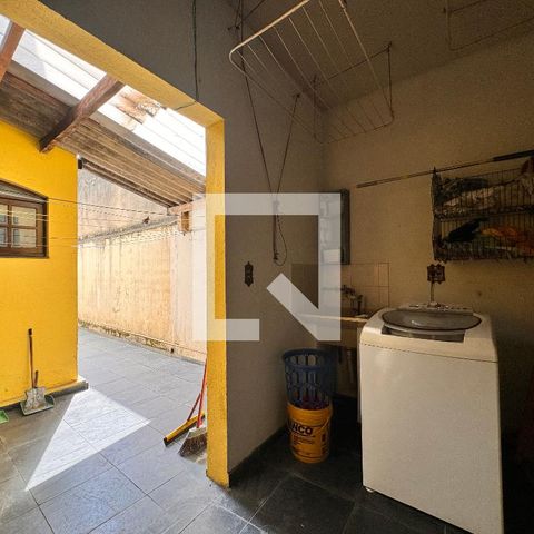 Casa à venda com 203m², 3 quartos e 2 vagasLavanderia