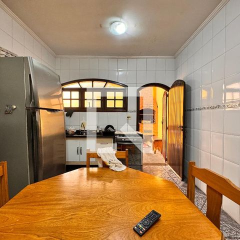 Casa à venda com 203m², 3 quartos e 2 vagasCozinha