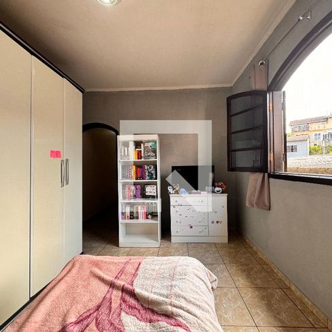 Casa à venda com 203m², 3 quartos e 2 vagasQuarto 1