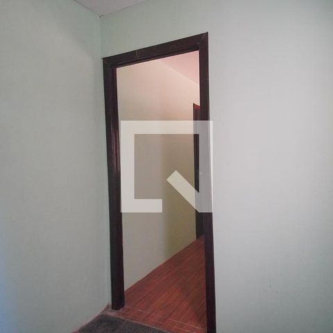 Casa para alugar com 190m², 3 quartos e 2 vagas Casa para alugar com 190m², 3 quartos e 2 vagasCloset Quarto 2