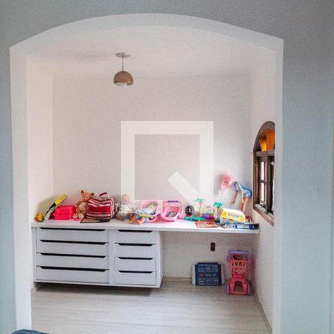 Casa para alugar com 430m², 3 quartos e 8 vagasSuíte 2
