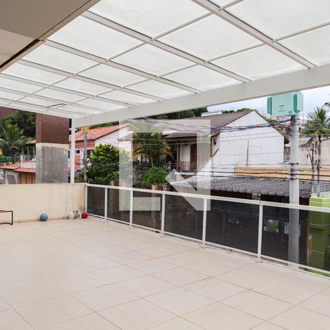 Casa para alugar com 430m², 3 quartos e 8 vagasVaranda