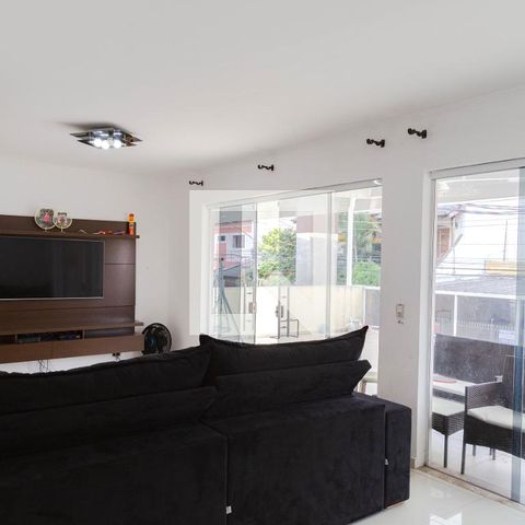 Casa para alugar com 430m², 3 quartos e 8 vagasSala