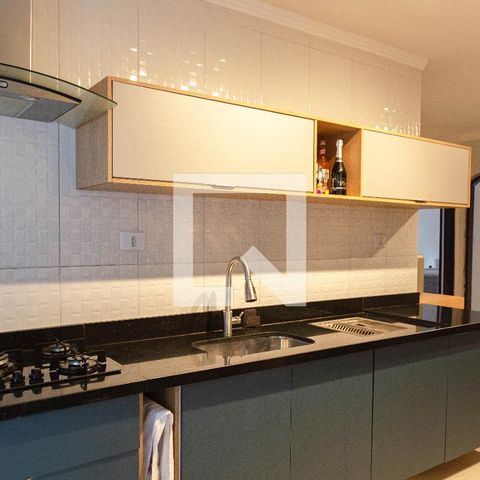 Casa para alugar com 430m², 3 quartos e 8 vagasCozinha