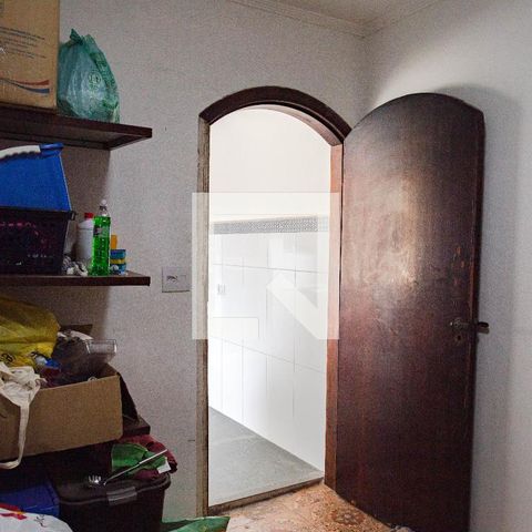 Casa para alugar com 430m², 3 quartos e 8 vagasDespensa