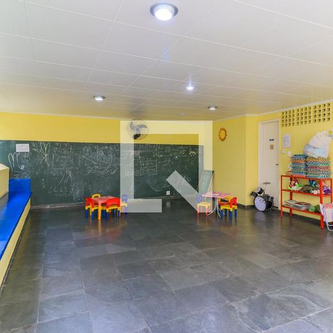 Apartamento à venda com 60m², 2 quartos e sem vagaÁrea comum - Brinquedoteca