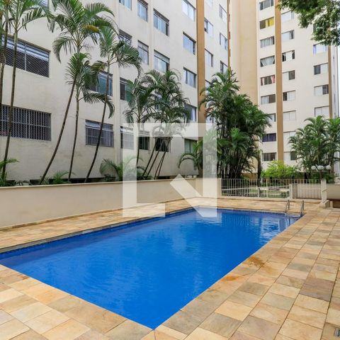 Apartamento à venda com 60m², 2 quartos e sem vagaÁrea comum - Piscina