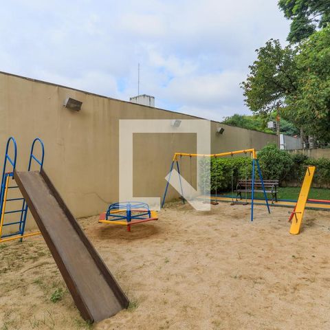 Apartamento à venda com 60m², 2 quartos e sem vagaÁrea comum - Playground
