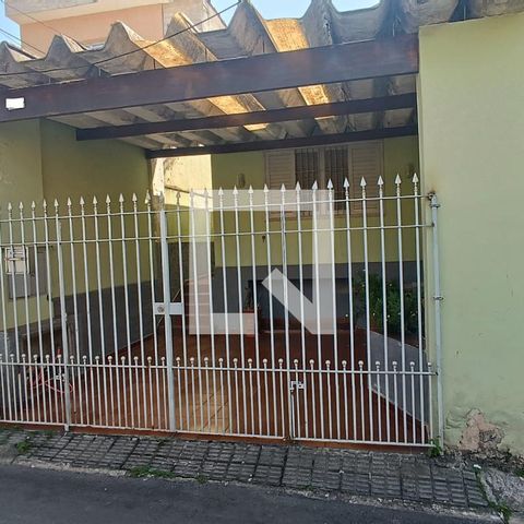 Casa à venda com 115m², 2 quartos e 1 vagaFachada da casa