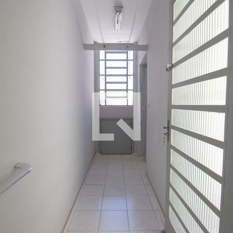 Casa à venda com 115m², 2 quartos e 1 vagaCorredor da área de serviço