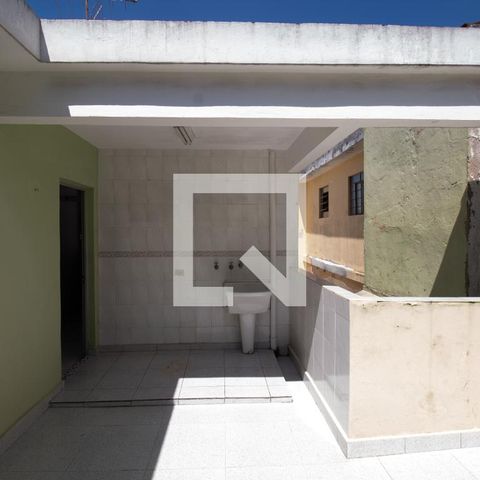 Casa à venda com 115m², 2 quartos e 1 vagaÁrea de Serviço e Quintal