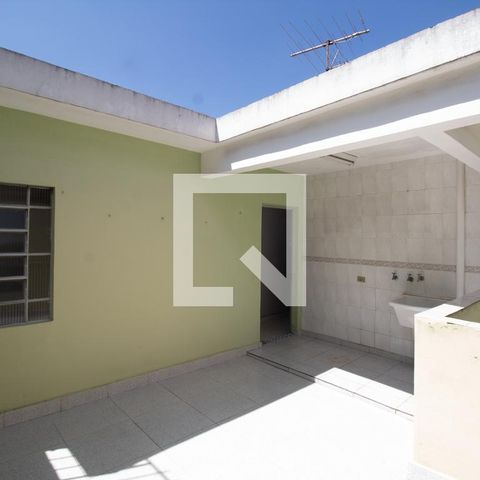 Casa à venda com 115m², 2 quartos e 1 vagaÁrea de Serviço e Quintal