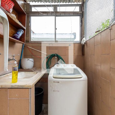 Casa à venda com 110m², 3 quartos e sem vagaÁrea de Serviço