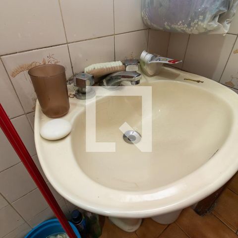 Casa à venda com 110m², 3 quartos e sem vagaBanheiro 2
