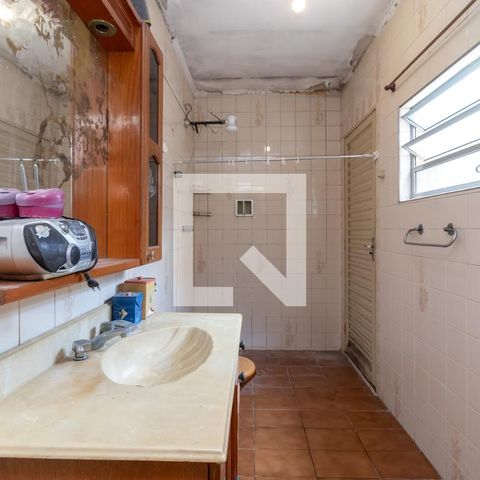 Casa à venda com 110m², 3 quartos e sem vagaBanheiro da Suíte